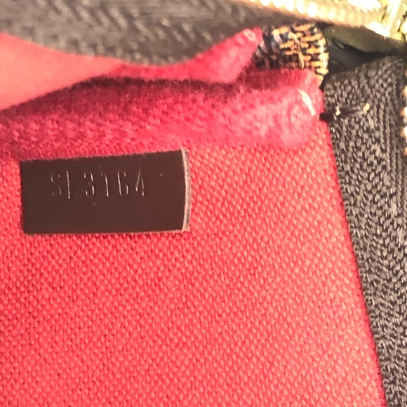 SOLD Louis Vuitton mini Pochette Accessoires - Picture 6 of 8